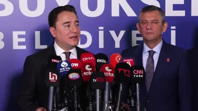 DEVA Partisi Genel Başkanı Ali Babacan, İBB'yi ziyaret etti