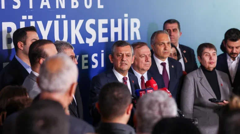 CHP Lideri Özgür Özel: Atatürk’ün Partisine Kayyum Atatmadan Yola Devam Ediyoruz, 6 Nisan 2025 CHP’nin Kurultay Günüdür