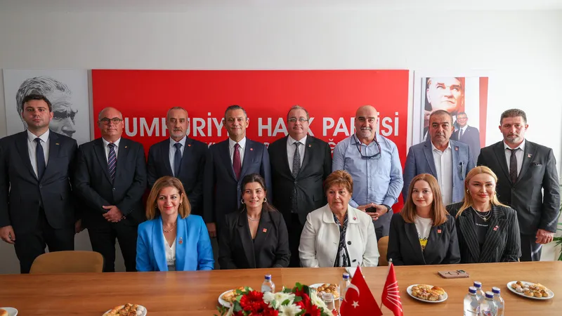 Cumhuriyet Halk Partisi Lideri Özgür Özel Çanakkale