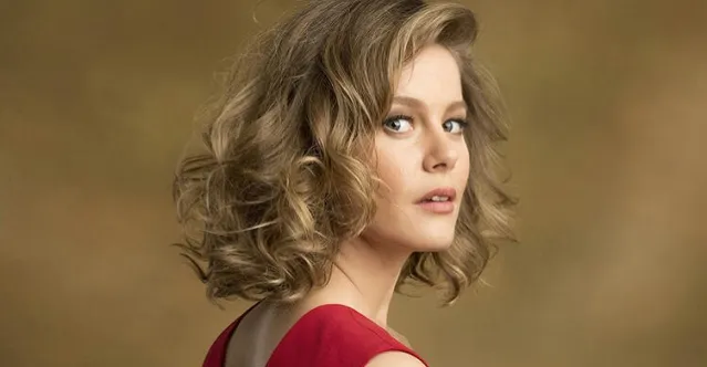 Burcu Biricik kimdir, kaç yaşında, aslen nerelidir?