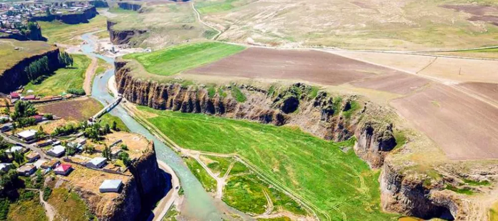 Ağrı Diyadin’in Doğal ve Tarihi Güzellikleri