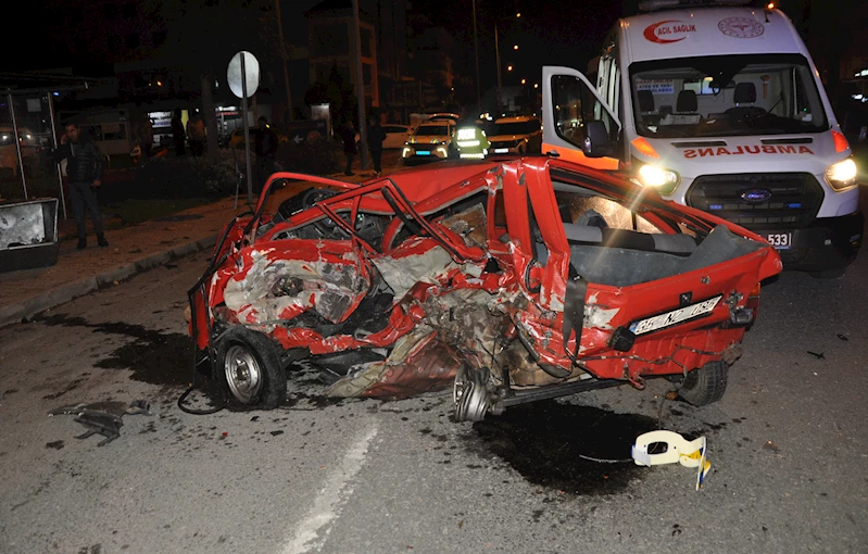 Kazada otomobilden yola fırlayan sürücü öldü