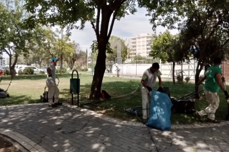 Nilüfer Belediyesi parklarda çevre düzenlemelerine devam ediyor