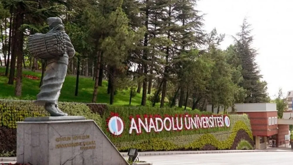 Anadolu Üniversitesi, Onur Yürüyüşü