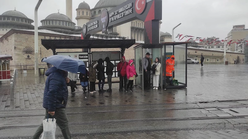 İstanbul- İstanbul’da soğuk ve yağışlı hava etkili oluyor