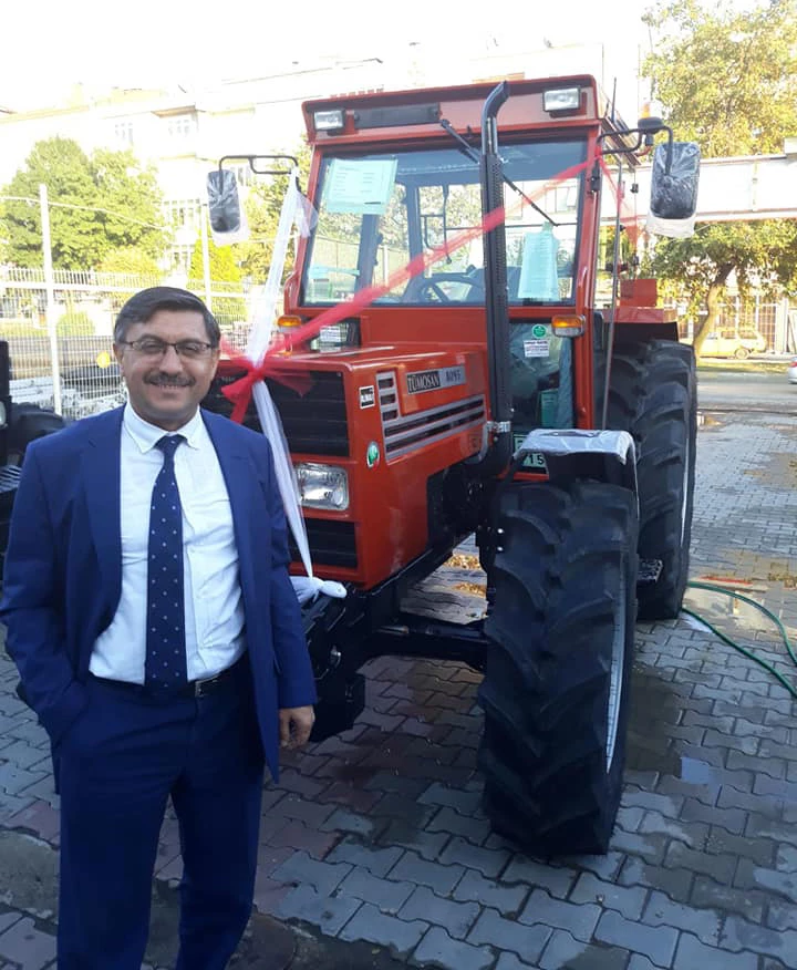 Edirne’de şarampole devrilen traktörün sürücüsü öldü