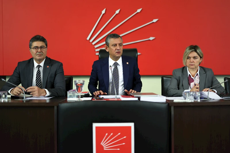 CHP Parti Meclisi, Özgür Özel başkanlığında toplandı 