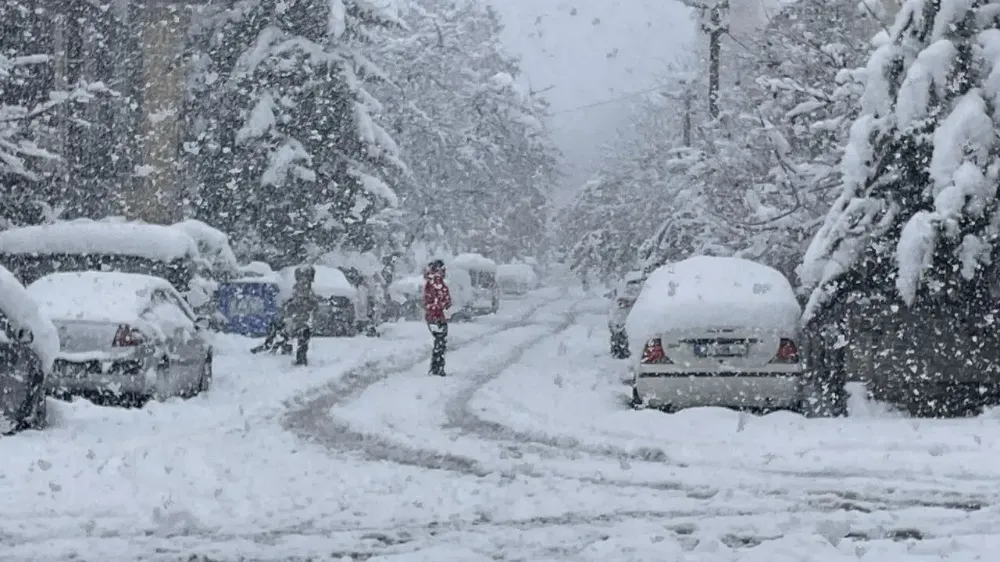 Bugün Hava Durumu Nasıl? Ankara ve İstanbul’da Yağmur ve Kar Bekleniyor Mu?