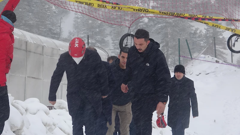 Kartalkaya’da yangın faciasının yaşandığı otel mühürlendi (3)