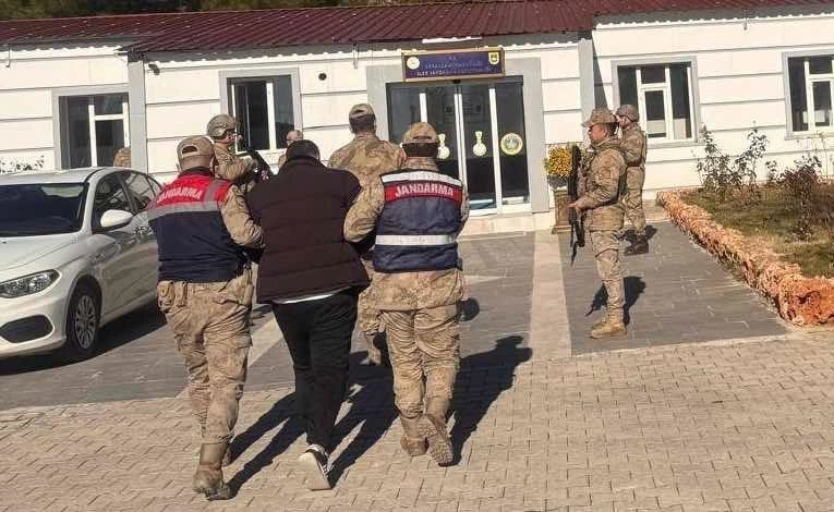 Diyarbakır’da 2 firari hükümlü yakalandı