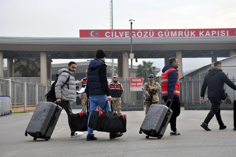 Ülkesine dönen Suriyeli Mahmut: Savaş bitti, daha da güzel olacak