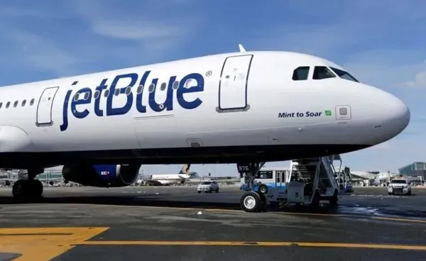 ABD’de JetBlue Uçağında Ceset Alarmı! Tekerlek Yuvasında İki Ceset Bulundu