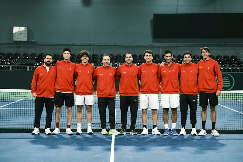 Davis Cup Türkiye-Meksika Serisi’nin ilk gününü Türkiye 2-0 önde bitirdi