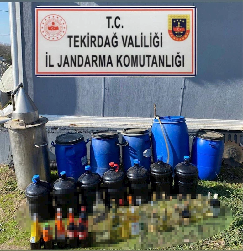 Tekirdağ’da 694 litre sahte içki ele geçirildi