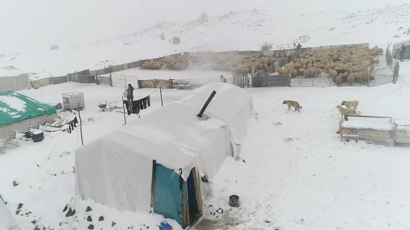 Elazığ’da, göçerlerin zorlu kış şartlarında yaşamı