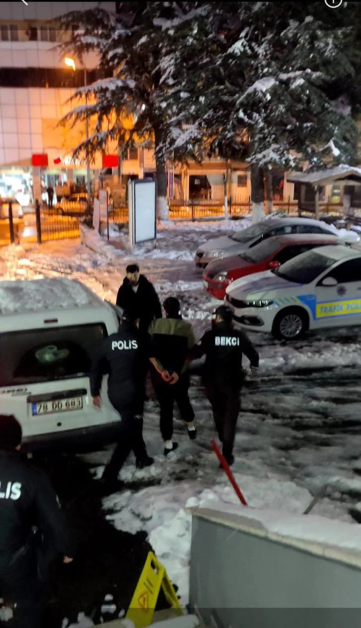 Hastaneden firar eden mahkum, polis operasyonuyla yakalandı