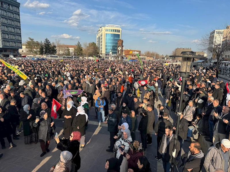 DEM Parti heyetinin yapacağı açıklama öncesi Diyarbakır