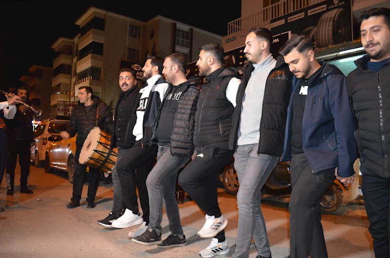 Elazığ’da davullu, klarnetli sahur geleneği