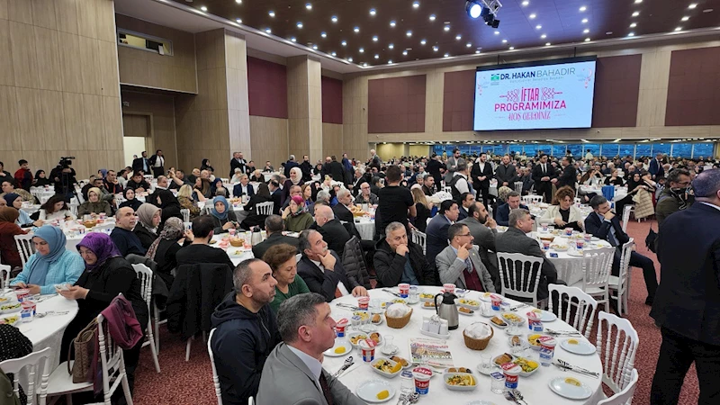 Bahçelievler Belediyesi gazi ve şehit aileleri için iftar programı düzenledi