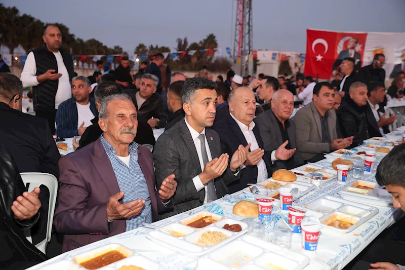 Yüreğir’de binlerce kişi iftarda buluşuyor