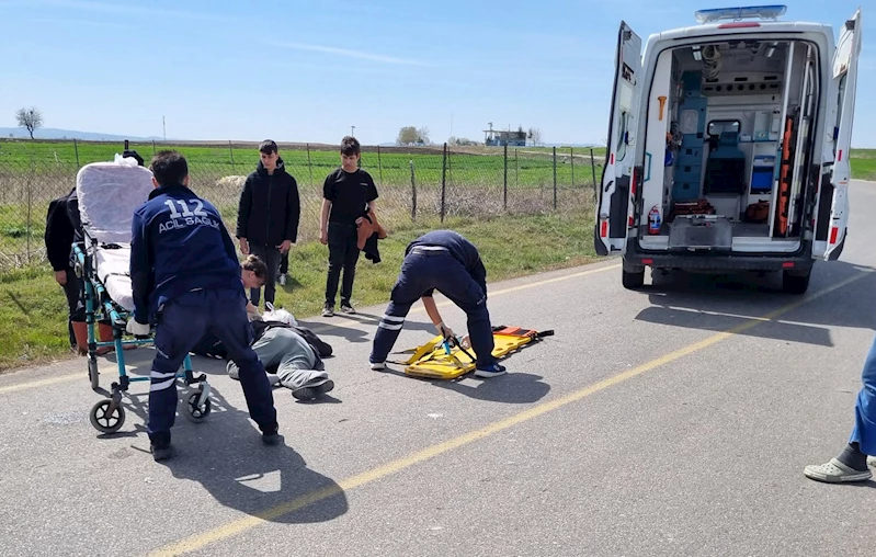 Tankere çarpan motosikletin kasksız sürücüsü ağır yaralandı