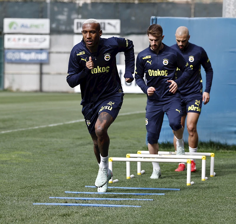 Fenerbahçe, Rangers maçının hazırlıklarına başladı